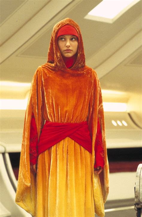 Things We Learned From Star Wars And The Power Of Costume Star