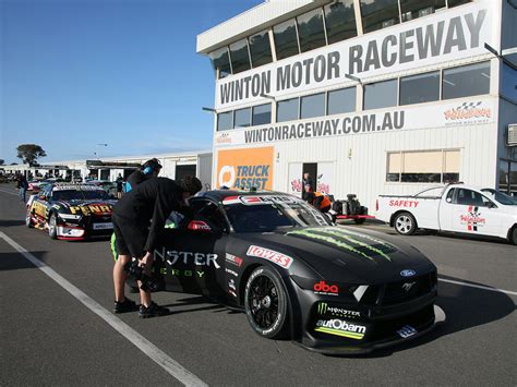 Winton Motor Raceway Benalla