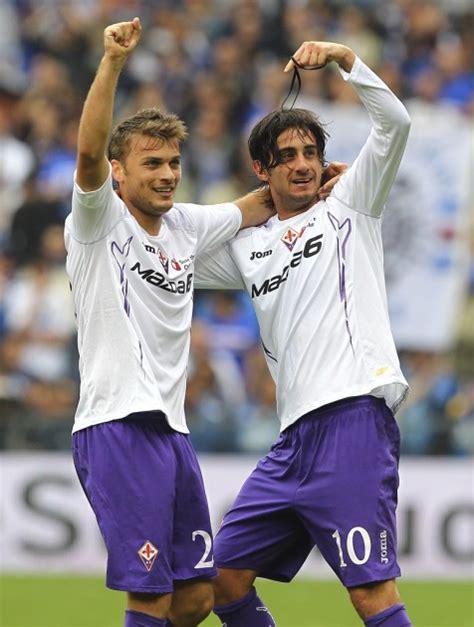 Aquilani S Fiorentina Worn Shirt Charitystars