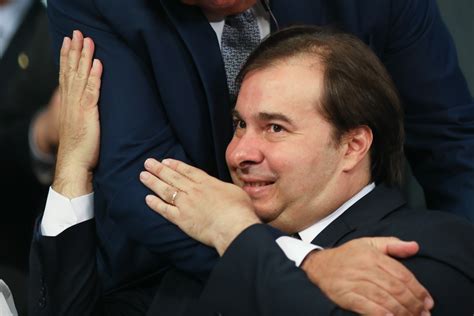 Apoio do PSL também agrega votos do Centrão a Rodrigo Maia