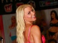Naked Anikka Albrite Added 07 19 2016 By Dagnabit