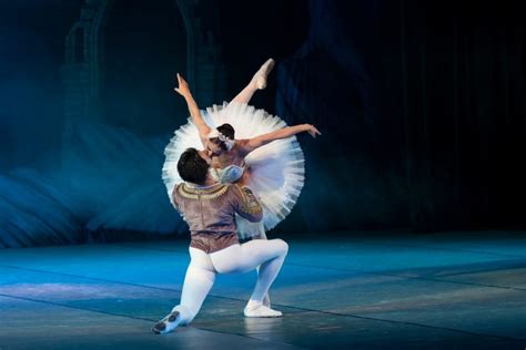 Le ballet du Lac des cygnes joué au Sébastopol de Lille il reste des