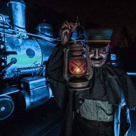 Knotts Scary Farm Mazes for 2019 — Cleverly Catheryn