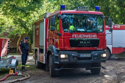 Feuer In Lauchhammer J Hriger Stirbt Bei Brand In Einfamilienhaus