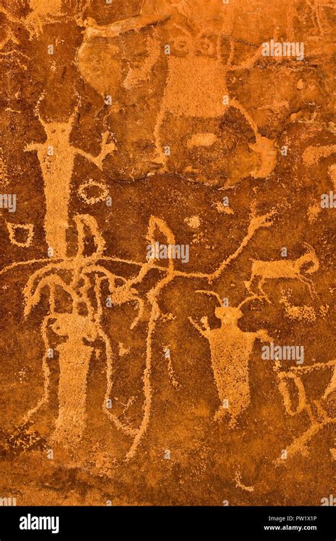 Native American petroglyphs, Utah, USA Stock Photo - Alamy