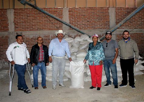 Sader Entrega Sader Minerales Org Nicos A Productores De Ma Z Y