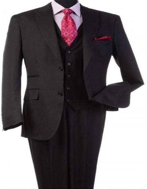 Top Men's Suit Trends for Prom Season 2025