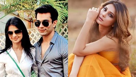 Marriage Photos Of Karan Singh Grover And Jennifer Winget