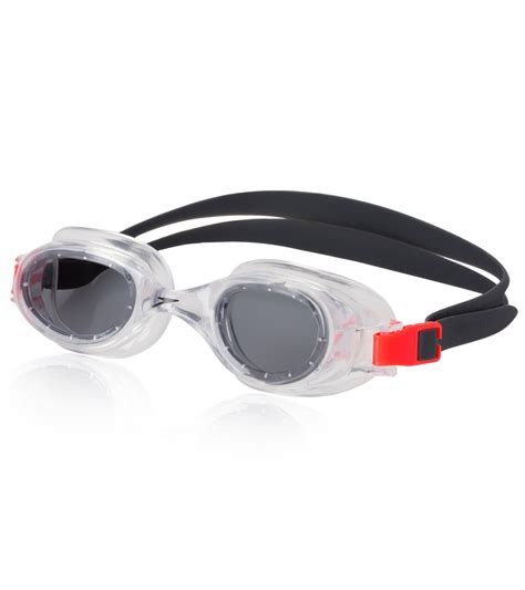 8 Best Swimming Goggles For Beginners – SwimCompetitive.Com