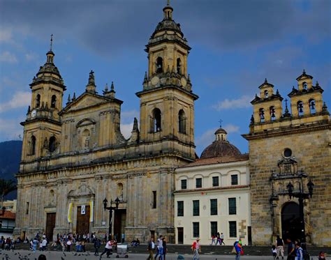 Pontos turísticos de Bogotá 11 Lugares que PRECISA conhecer