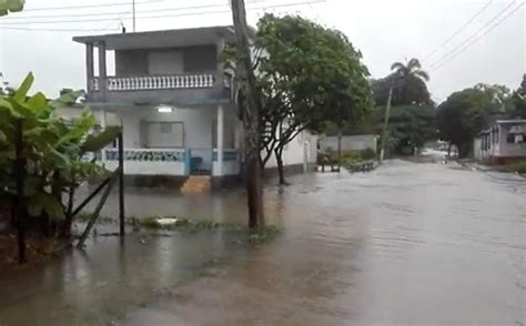 Lluvias intensas en Yaguajay Otra vez el Río Máximo inunda varias