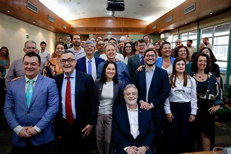 FAPERJ se une ao Fórum de Reitores no lançamento do Programa Permanente