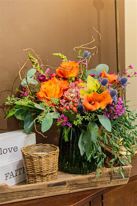 Flower Delivery in Gainesville, Texas — Vine and Branches