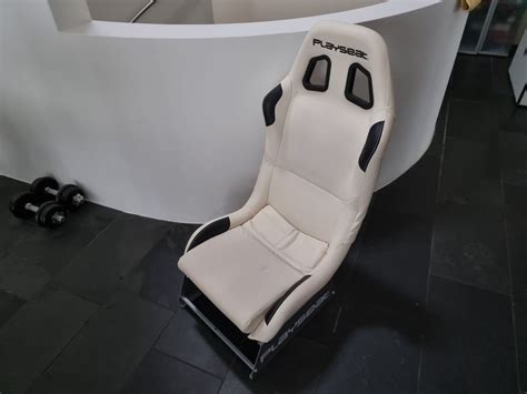 Gaming Stuhl Playseat Evolution Alcantara Kaufen Auf Ricardo