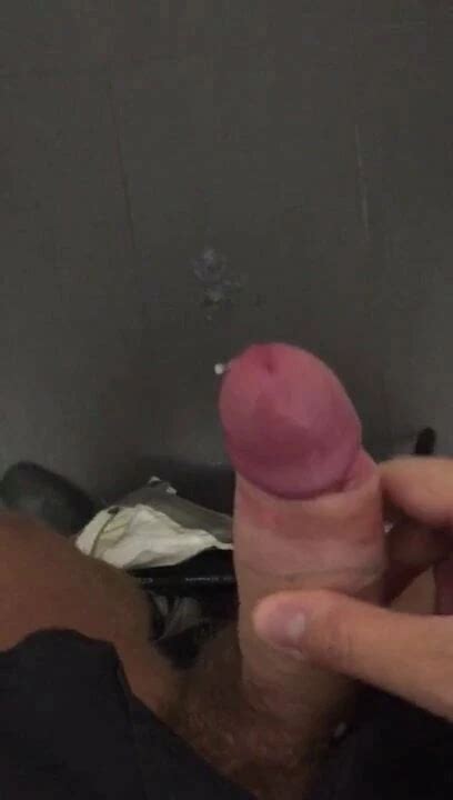 Une Bonne Branle Juteuse French Gay Handjob Porn XHamster