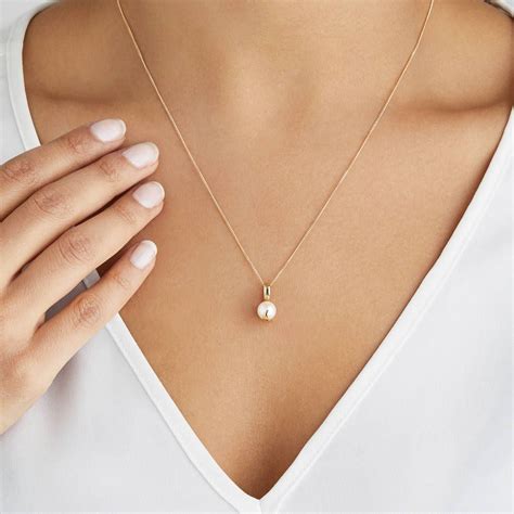 Solid 9ct Gold Single Pearl Pendant Necklace Single Pearl Pendant Gold Pearl Necklace Pearl