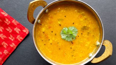 Potato Dal Recipe মুগ মুসুর ছাড়া কেবল আলু দিয়ে বানিয়ে নিন সুস্বাদু