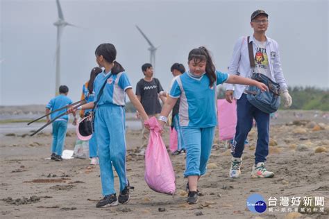 矽品邀偏校學童淨灘 捐助成立跆拳道社 奧丁丁新聞 Owlnews