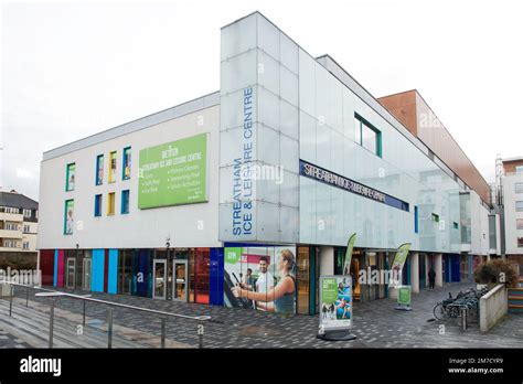 Streatham Ice rink and Leisure Centre London Stock Photo - Alamy