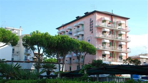 Hotel Trevi Jesolo • Holidaycheck Venetien Italien