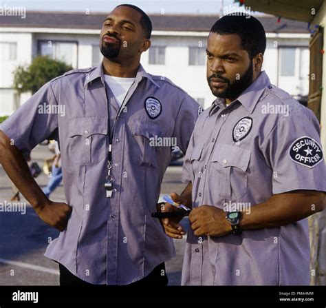 Mike Epps (left) and Ice Cube (right) in "Friday After Next" (2002 ...