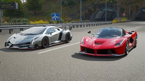 Lamborghini Veneno Vs Ferrari Laferrari