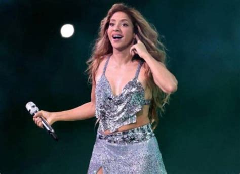 Shakira Recibe Millonario Pago Por Cantar En La Final De La Copa