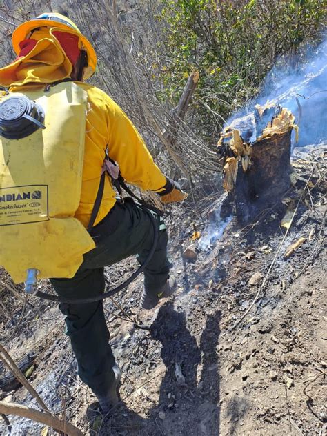 Conred On Twitter Bajaverapaz Incendio De Pastizal En Cerro De La