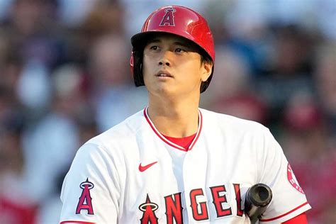 大谷翔平、内角低めギリギリの見逃し三振に納得できず？ 右手を振ってベンチへ退く Full Count