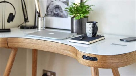 Get Smart With A Wireless Charging Desk For Your Home Office Livingetc