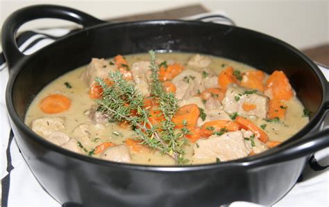 SAUTÉ DE VEAU À LA MOUTARDE