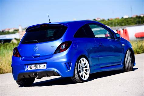 Opel Corsa OPC 1 6 Turbo 2 God Garancija Reg God Dana 2007 God