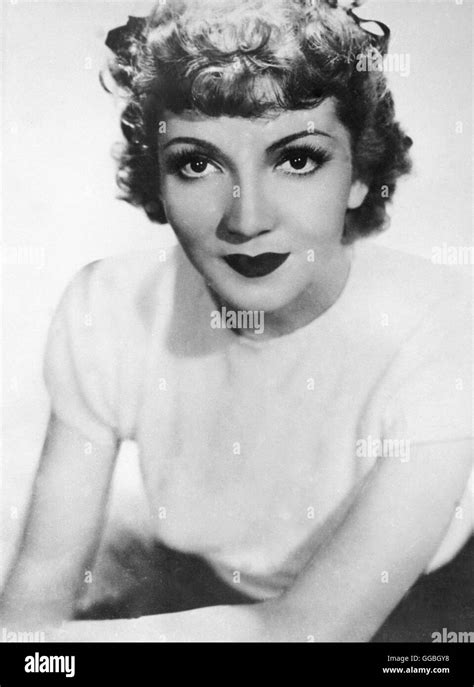 Claudette Colbert Claudette Colbert Ca 1938 Stock Photo Alamy