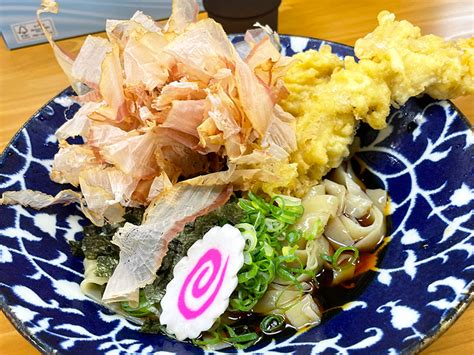 焼津ぶしうどん しょうた｜削りたて鰹節たっぷり！平打ちうどんのお店 もぐもぐしずおか