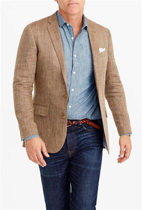 Trail Blazers: The Best Men’s Blazers For Any Occasion This Spring