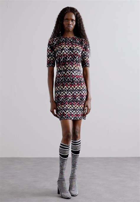 Missoni Dress Freizeitkleid Multicolor Zig Zag With Black Base