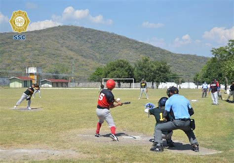 EL EQUIPO DE LAS PANTERAS DE SAN FERNANDO DE LA SUBSECRETARÍA DEL