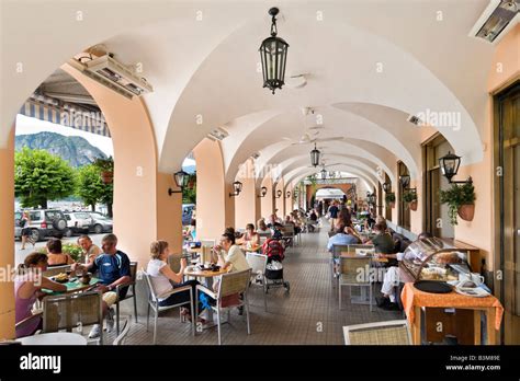 Lakefront Terrace Bar of the Hotel du Lac, Bellagio, Lake Como ...