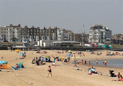 Margate-beach (2) - Landmark Hire