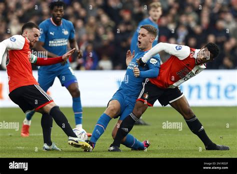 ROTTERDAM Lr Orkun Kokcu Of Feyenoord Joey Veerman Of PSV