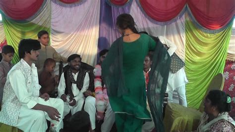 Gadhvi Wali Ka Dance Sohna Chola New Wedding Dance 2021 Pakistani