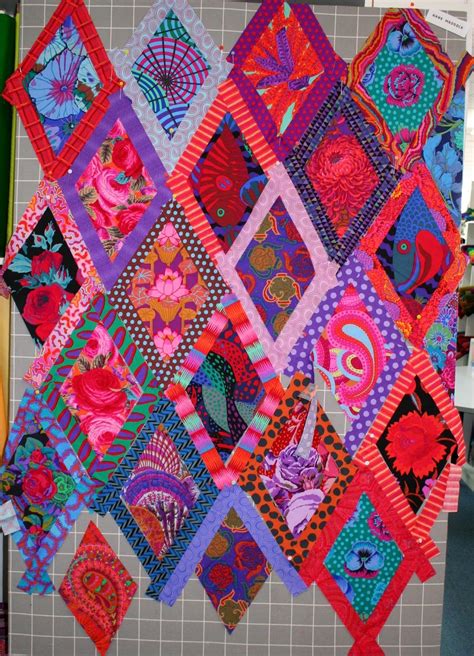 Gone Aussie Quilting Bordered Diamonds Workshop With Kaffe Fassett Quilts Colorful Quilts