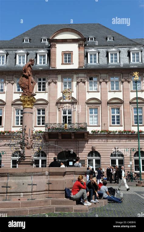 Le Rathaus Et La Marktplatz Heidelberg Banque De Photographies Et D