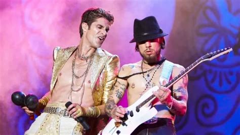 Jane S Addiction Share Update On Dave Navarro S Status In The Band