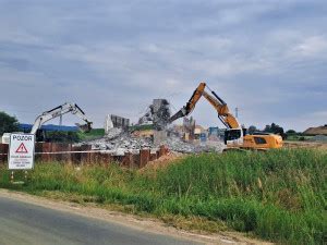 Bagry musely zbourat kvůli lidské chybě nově vybudovaný mostní pilíř na