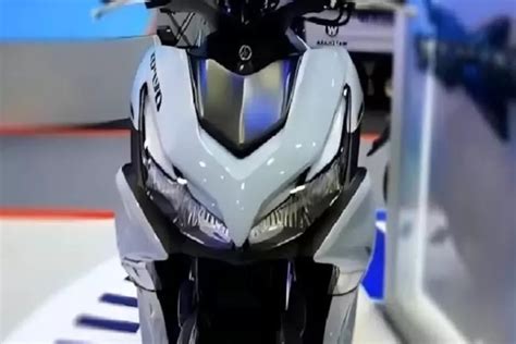 Yamaha Aerox Terbaru Mesin Canggih Dan Desain Futuristik Vagansa