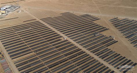 Uzbekistan Flicks Switch On Mw Nur Navoi Solar Plant Pv Magazine