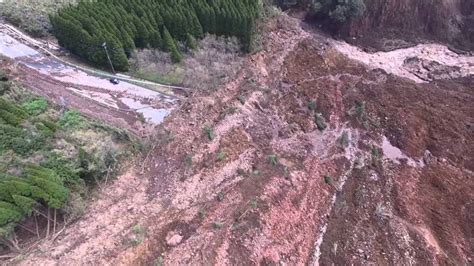 【熊本地震】崩落した阿蘇大橋周辺の映像が公開。国土地理院がドローンで撮影（篠原修司） エキスパート Yahooニュース