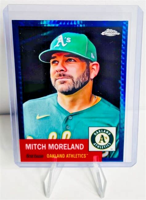 MITCH MORELAND 2022 Topps Chrome Platinum 218 Blue Prism Oakland