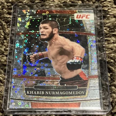 2022 PANINI SELECT UFC Khabib Nurmagomedov Disque Argent Prizm No 49